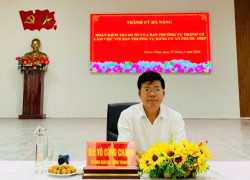 Đoàn kiểm tra của thành ủy làm việc với ...