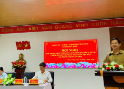 Đối thoại giữa người đứng đầu cấp ủy,...