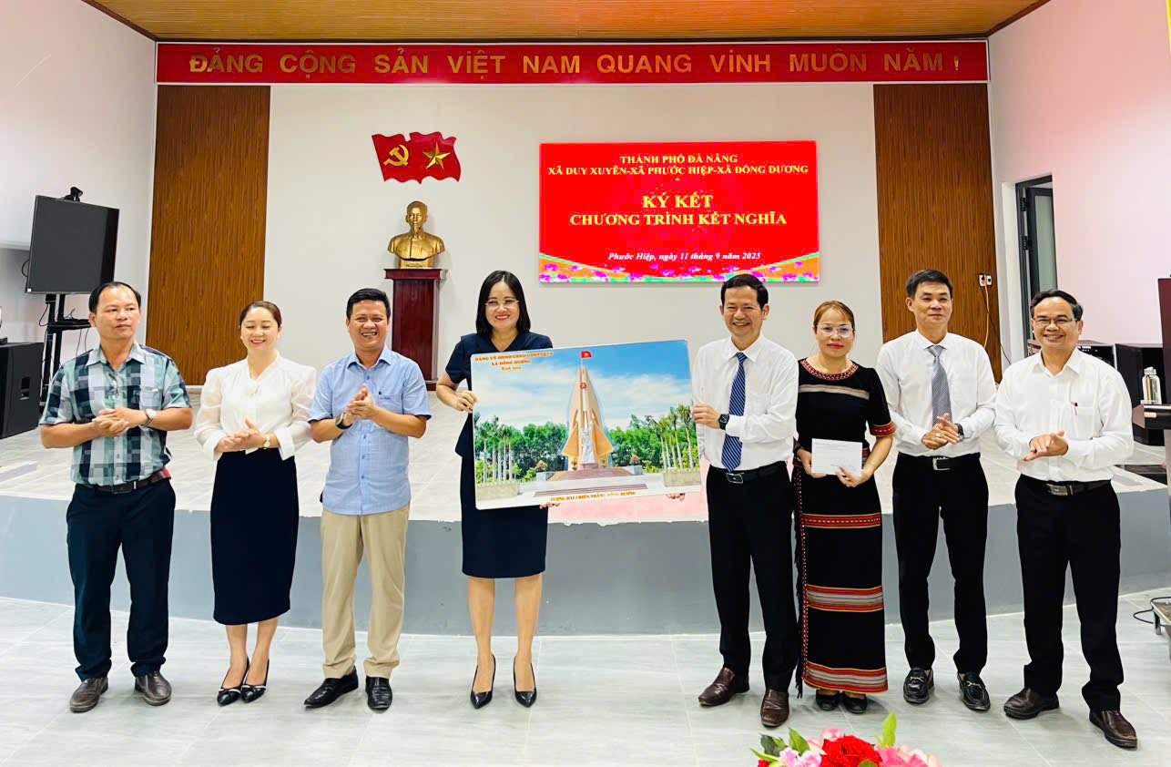 KÝ KẾT CHƯƠNG TRÌNH KẾT NGHĨA GIỮA 3 XÃ PHƯỚC HIỆP - DUY XUYÊN – ĐỒNG DƯƠNG