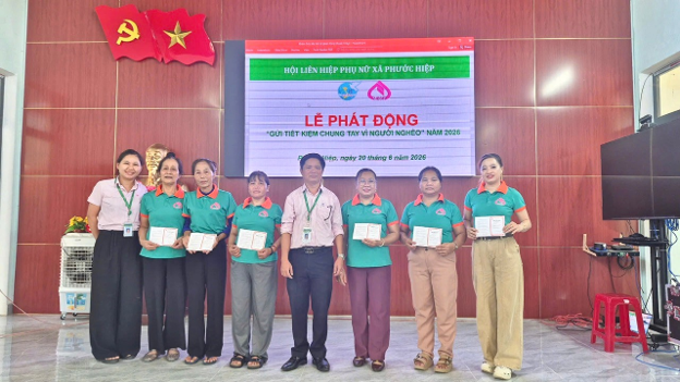 Ảnh: lễ phát động
