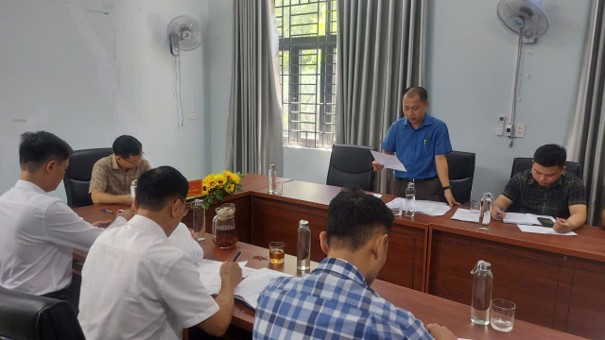 các đại biểu thảo luận tại phiên họp