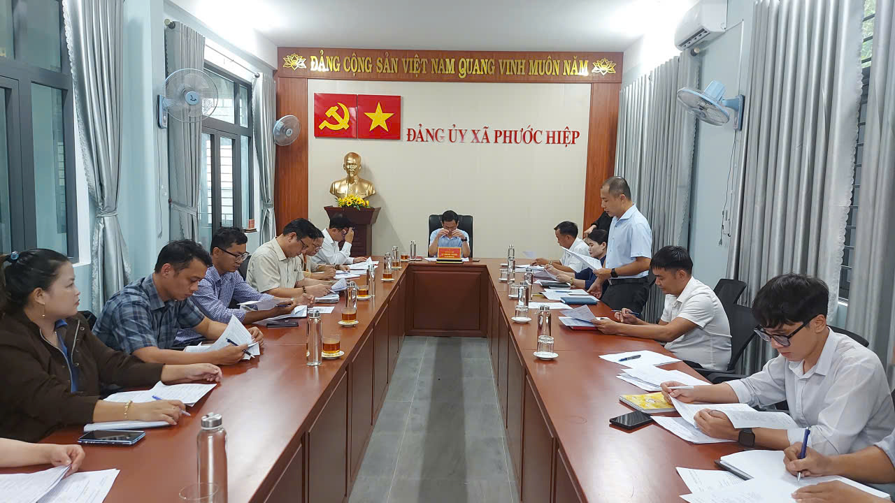 Ảnh: toàn cảnh phiên họp